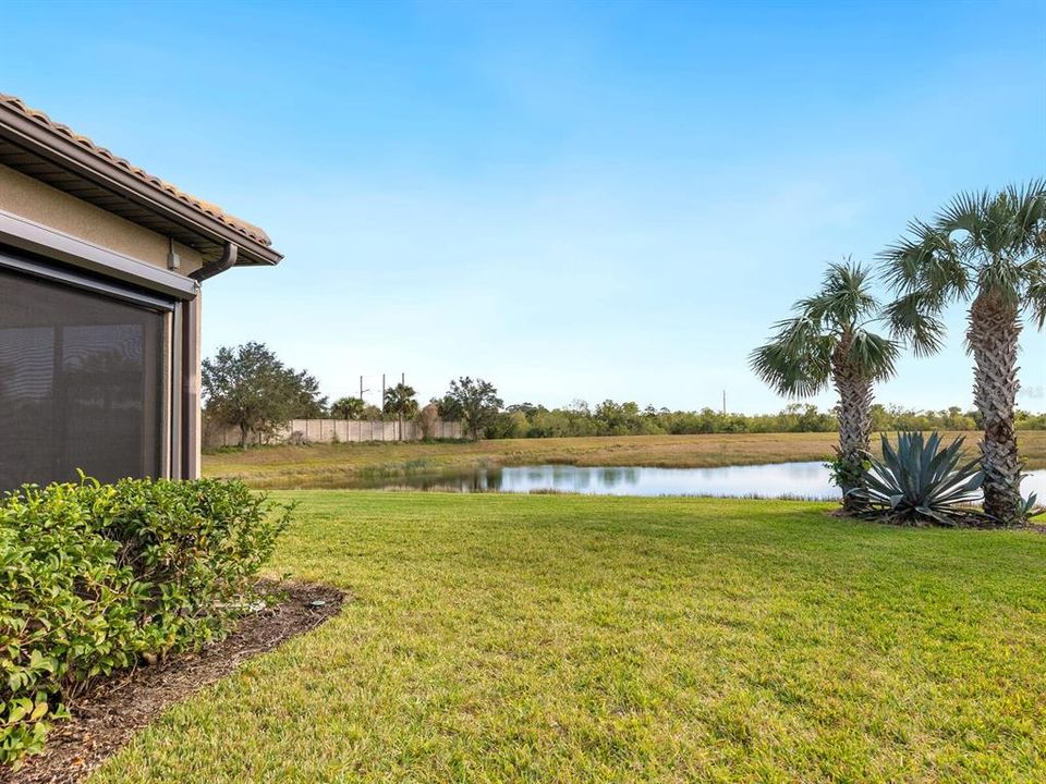 For Sale: $639,000 (3 beds, 2 baths, 1992 Square Feet)