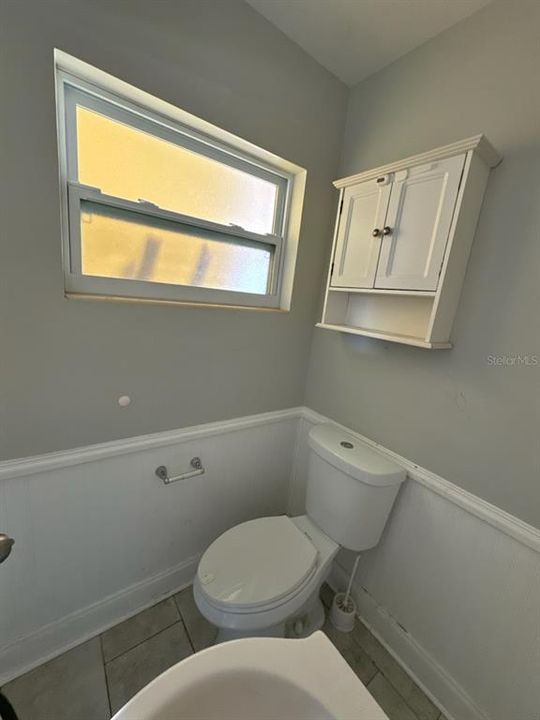 1/2 Bathroom