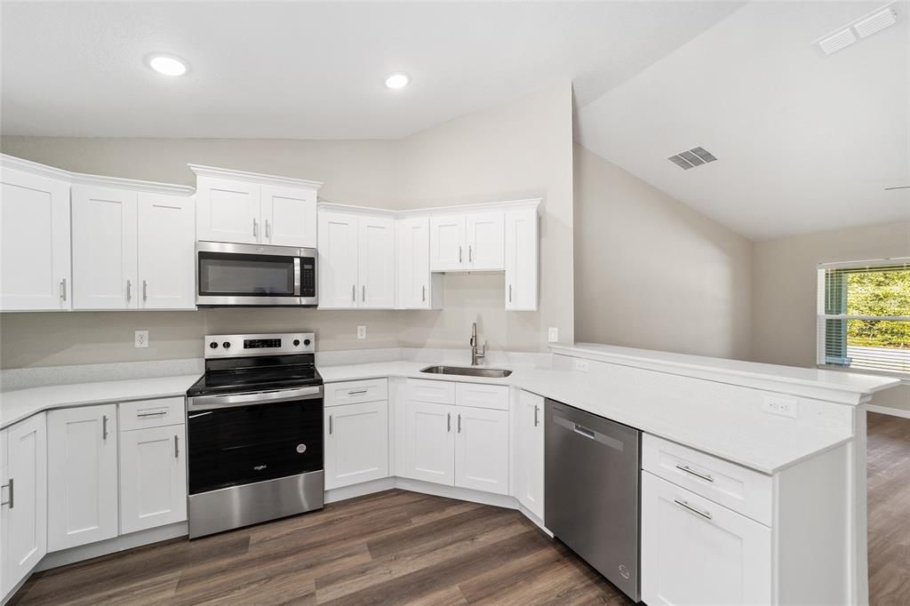 lots of counter space and cabinets