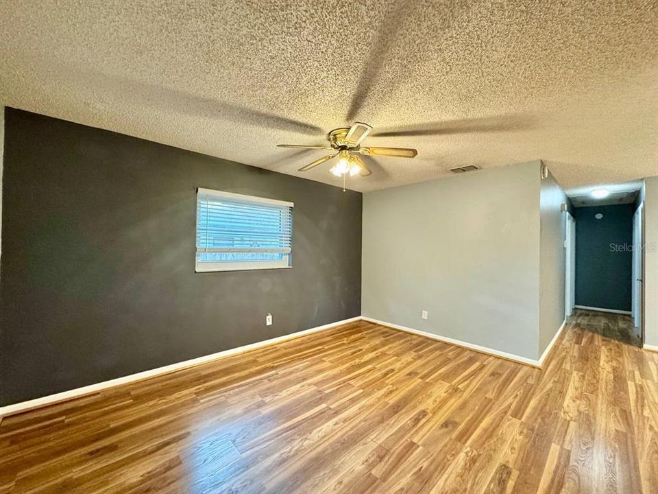 For Rent: $2,500 (3 beds, 2 baths, 1036 Square Feet)