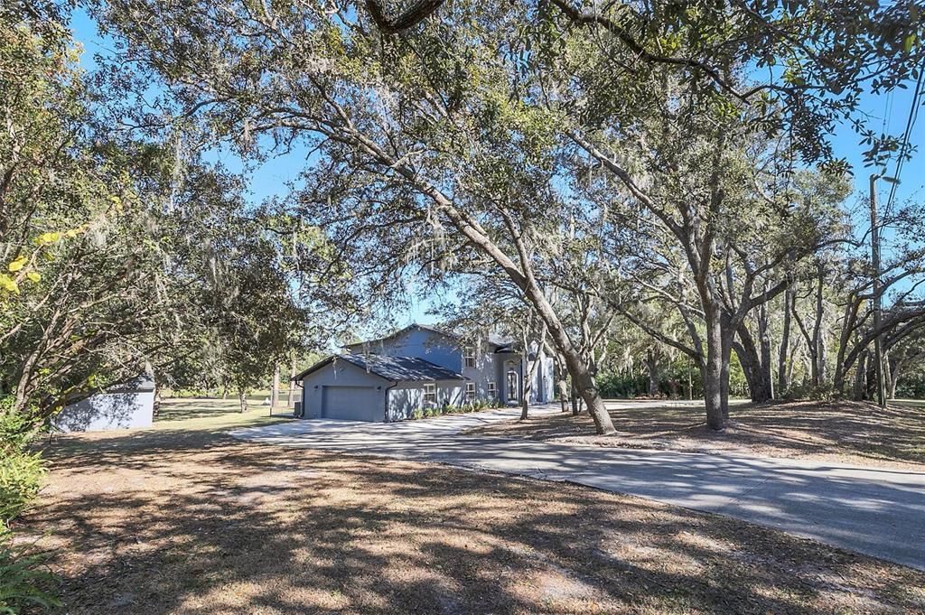 For Sale: $815,000 (4 beds, 2 baths, 2916 Square Feet)