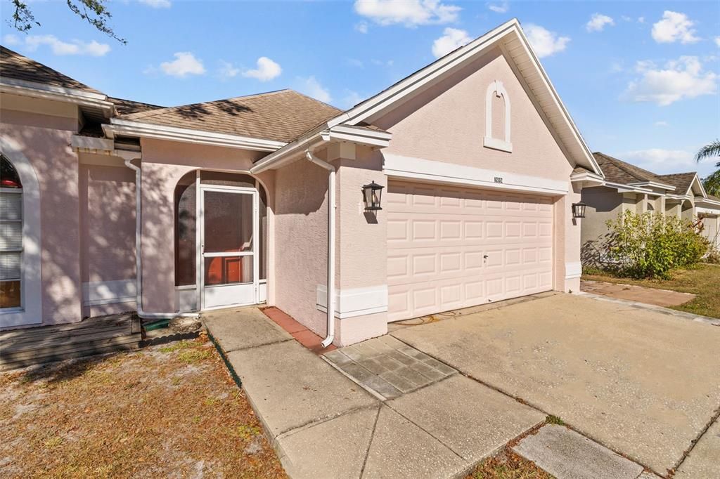 For Sale: $379,900 (3 beds, 2 baths, 1607 Square Feet)