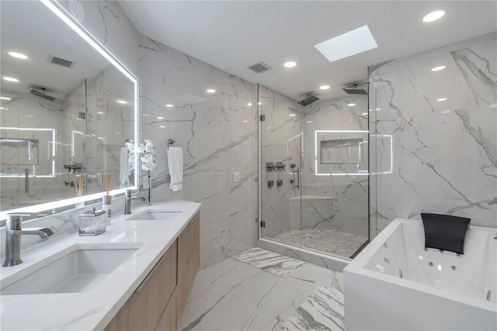 Master Bathroom with Jacuzzi tub