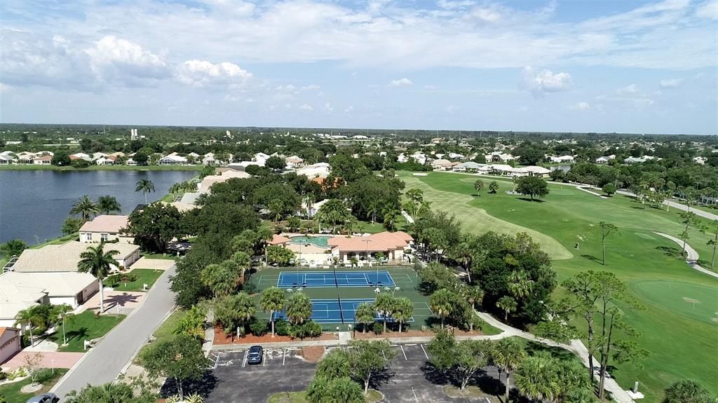 Aerial of the Seminole Lakes Country Club facilities.