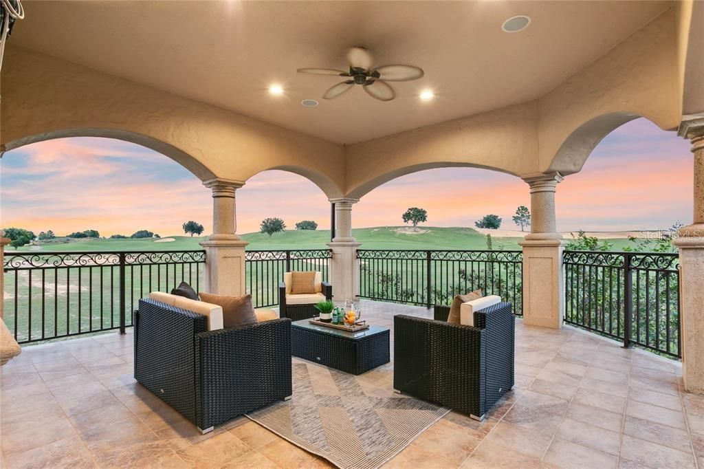 For Sale: $1,400,000 (4 beds, 5 baths, 4305 Square Feet)