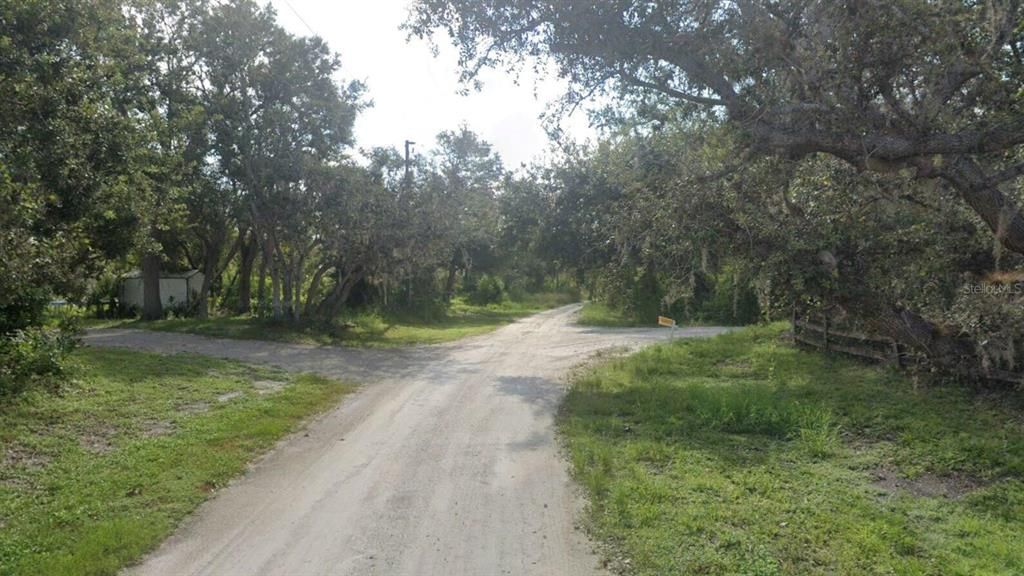 En Venta: $11,900 (0.23 acres)