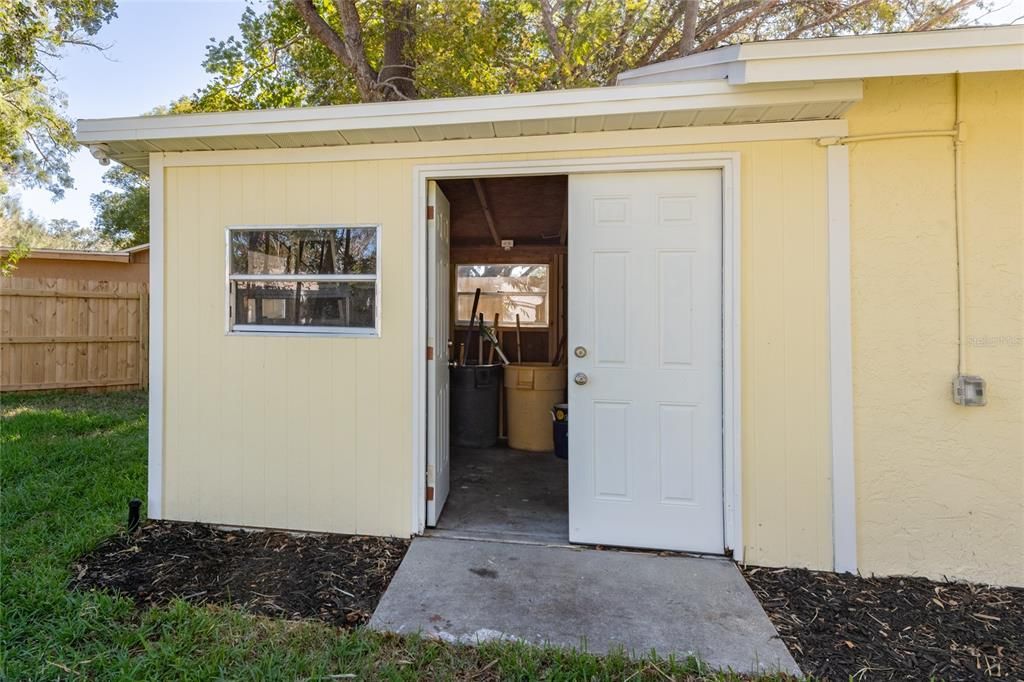 For Sale: $519,999 (3 beds, 2 baths, 1451 Square Feet)