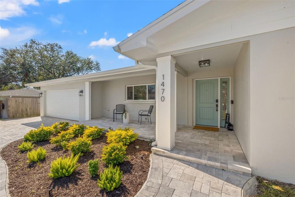 Active With Contract: $749,900 (3 beds, 2 baths, 1831 Square Feet)