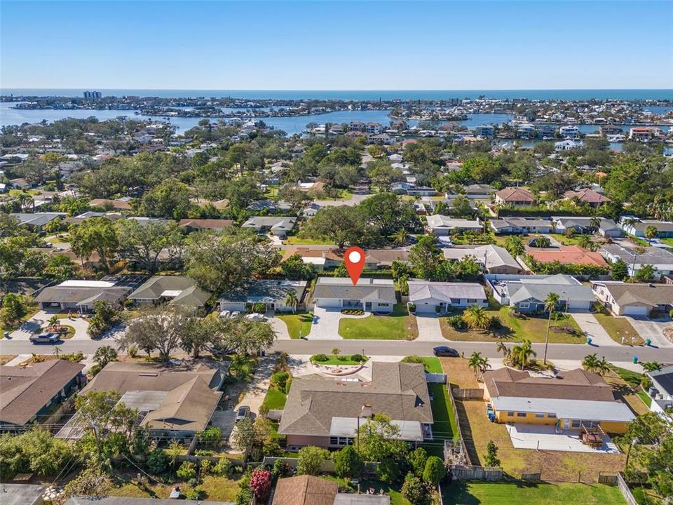 Active With Contract: $749,900 (3 beds, 2 baths, 1831 Square Feet)