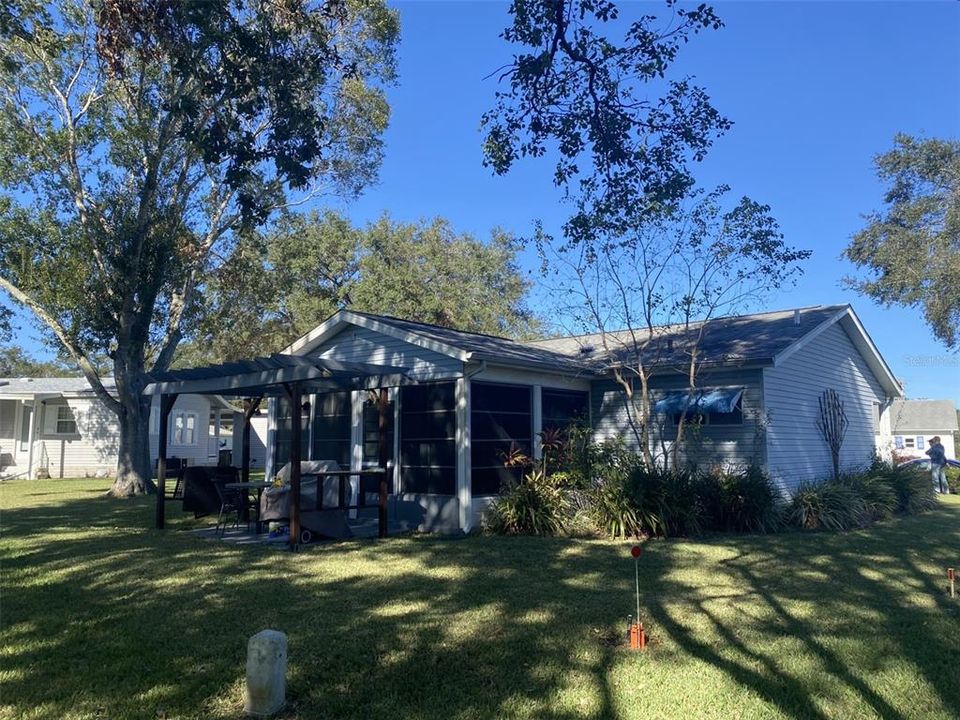 Backyard / Pergola