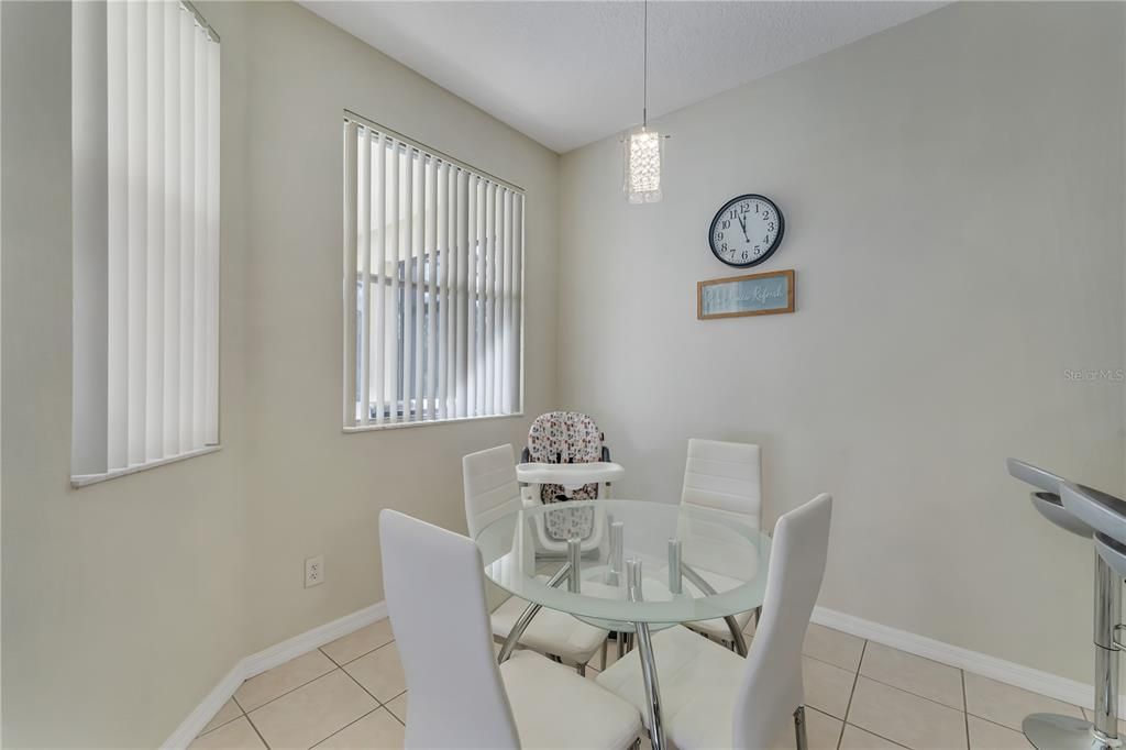 Breakfast Dining Area