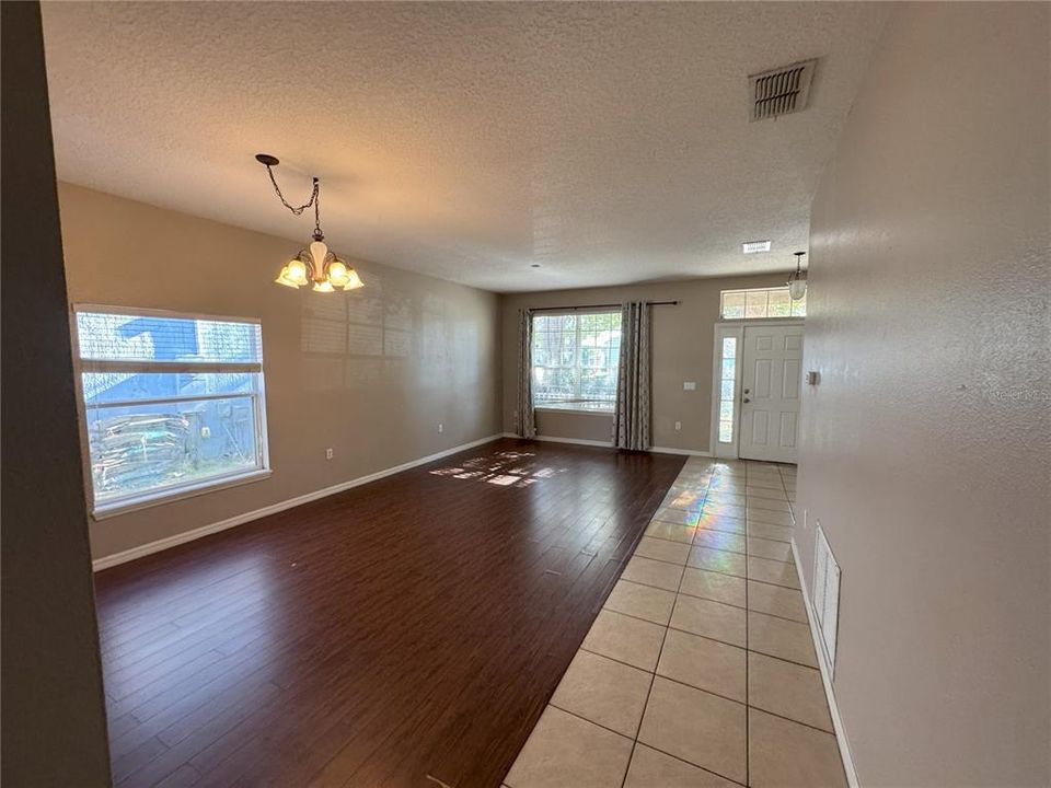 For Rent: $2,795 (3 beds, 2 baths, 1770 Square Feet)