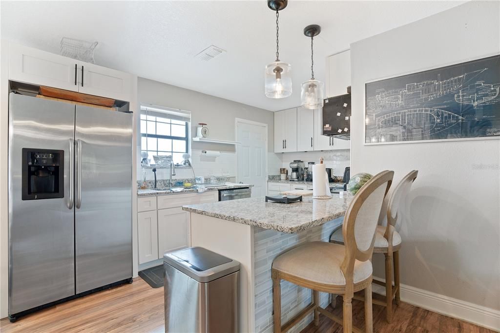 Kitchen with Breakfast Bar