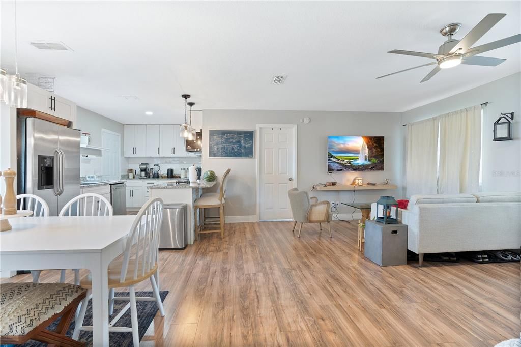 Living/Dining Room/Kitchen Combo