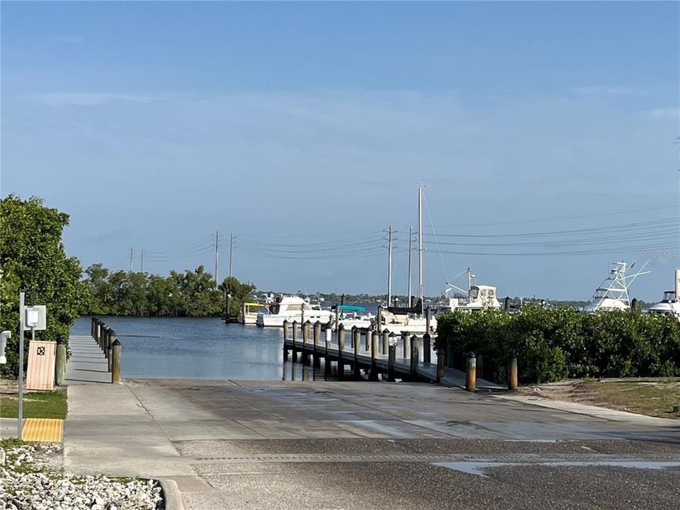 Punta Gorda Laishley Marina boat ramp