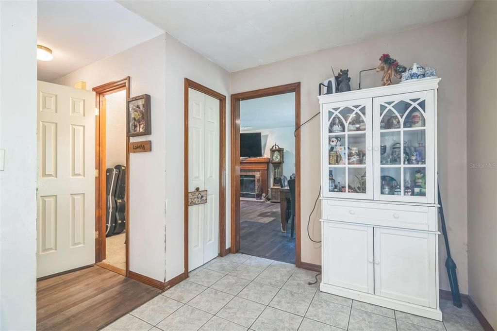 For Sale: $329,000 (3 beds, 2 baths, 1966 Square Feet)