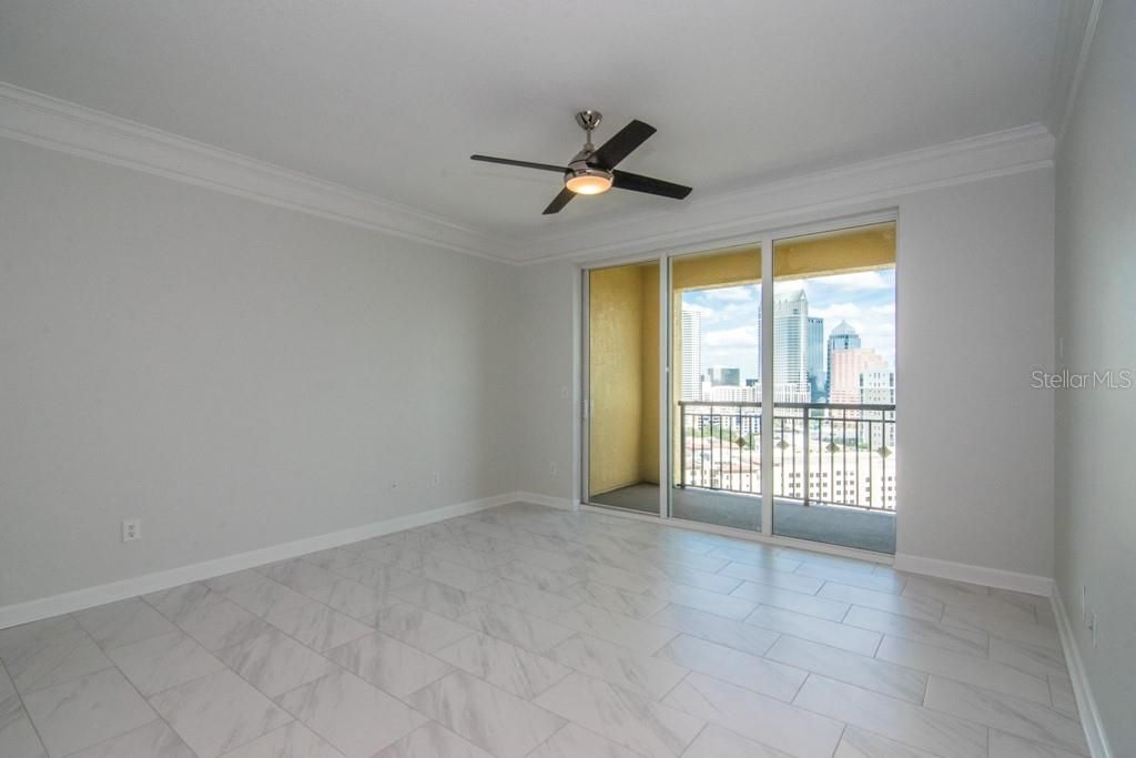 Active With Contract: $3,200 (2 beds, 2 baths, 1170 Square Feet)