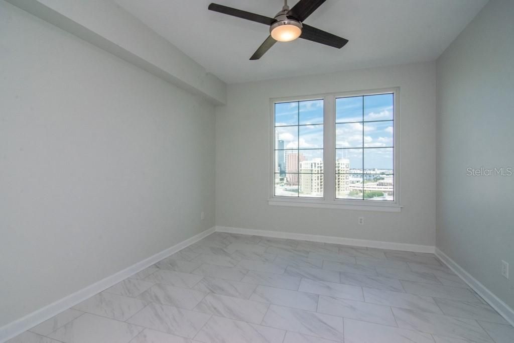 Active With Contract: $3,200 (2 beds, 2 baths, 1170 Square Feet)