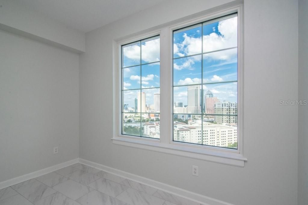 Active With Contract: $3,200 (2 beds, 2 baths, 1170 Square Feet)