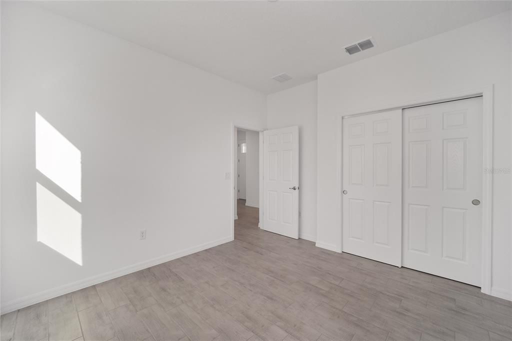 For Sale: $317,760 (2 beds, 2 baths, 1467 Square Feet)