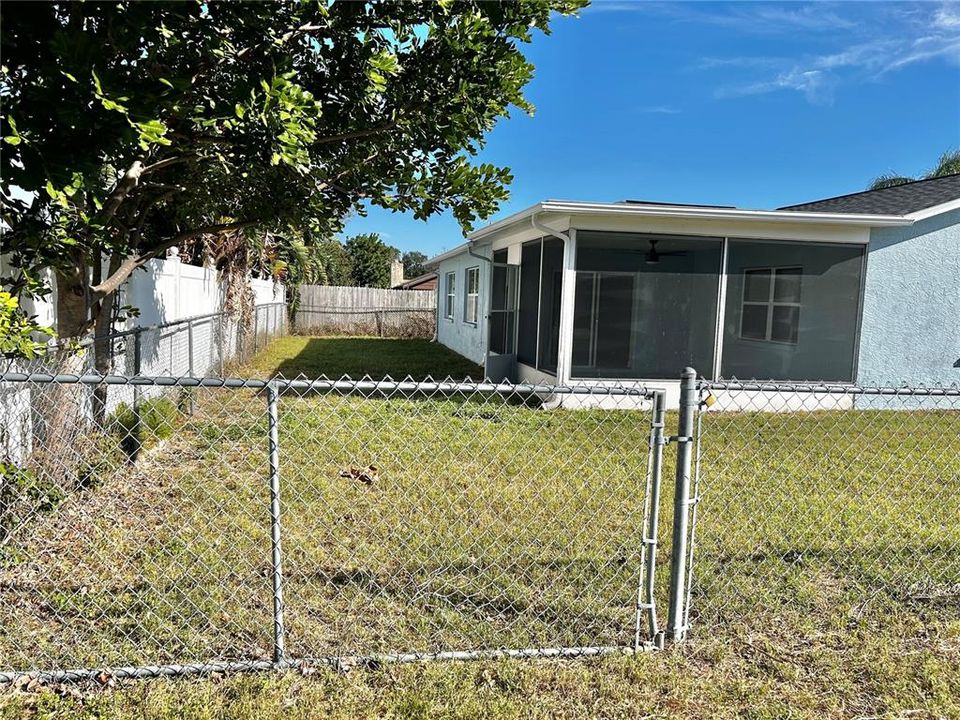 For Sale: $330,000 (3 beds, 2 baths, 1622 Square Feet)