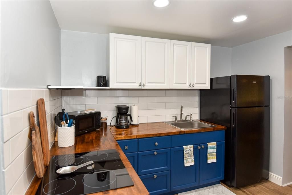 For Sale: $235,000 (2 beds, 1 baths, 1340 Square Feet)