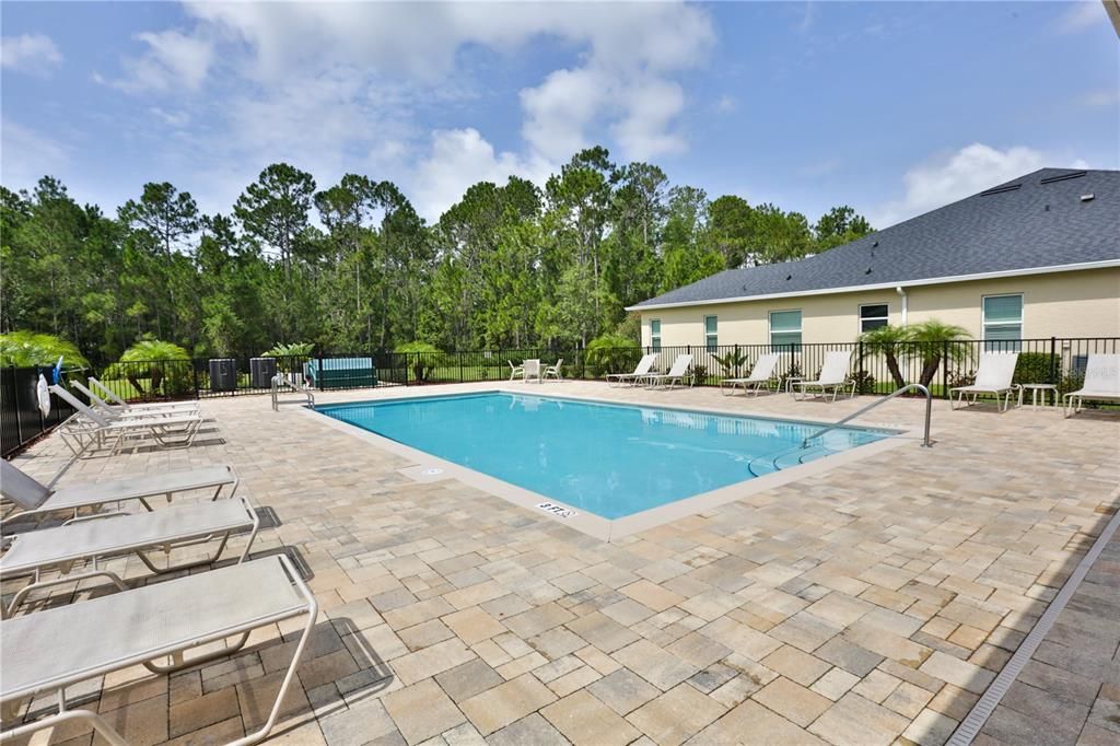 Savannah Pointe pool