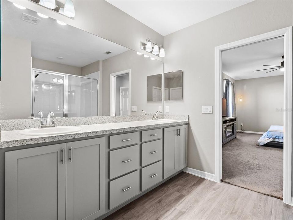 Master Bath (Double Sink)