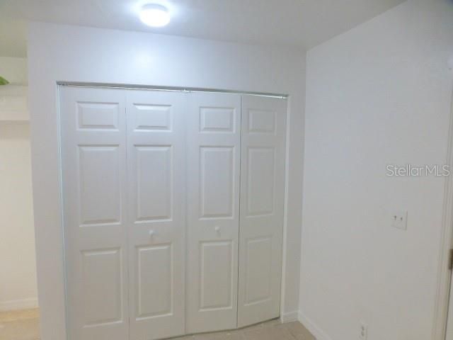 For Rent: $1,050 (2 beds, 1 baths, 912 Square Feet)