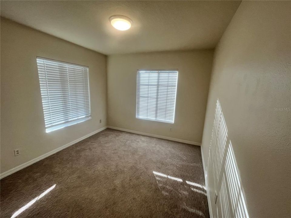 For Rent: $2,150 (3 beds, 2 baths, 1200 Square Feet)