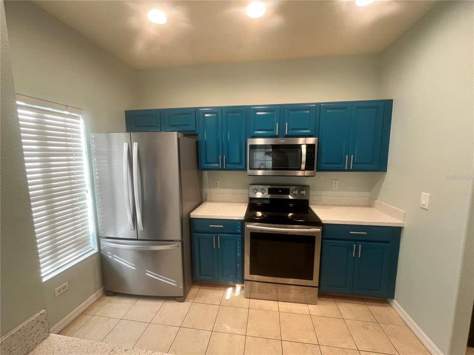 For Rent: $2,150 (3 beds, 2 baths, 1200 Square Feet)