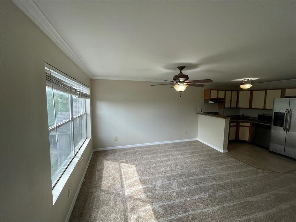 For Rent: $1,195 (1 beds, 1 baths, 560 Square Feet)