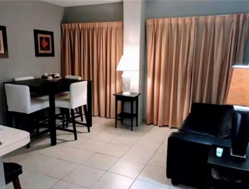 En Venta: $265,000 (2 camas, 2 baños, 583 Pies cuadrados)