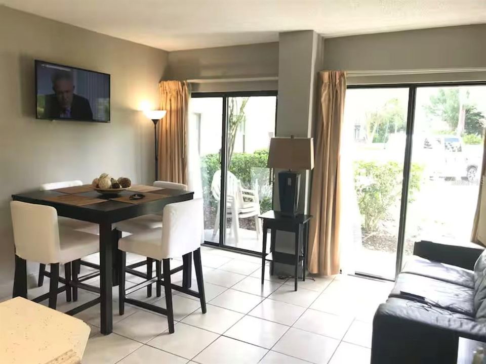 En Venta: $265,000 (2 camas, 2 baños, 583 Pies cuadrados)