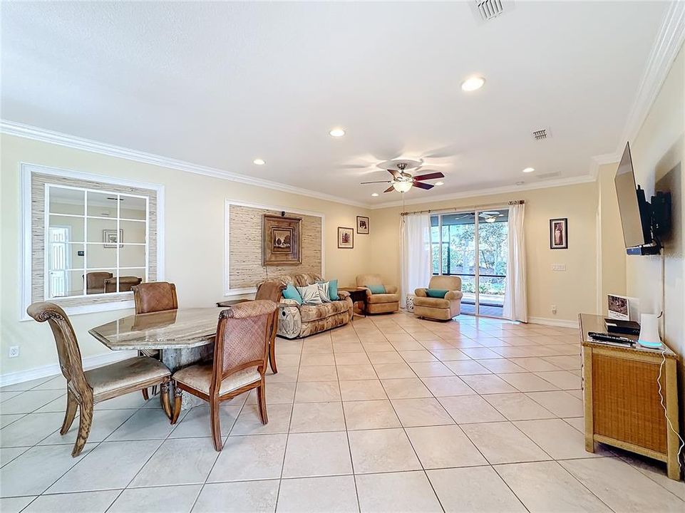 For Sale: $339,500 (3 beds, 2 baths, 1756 Square Feet)