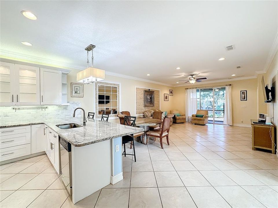 For Sale: $339,500 (3 beds, 2 baths, 1756 Square Feet)