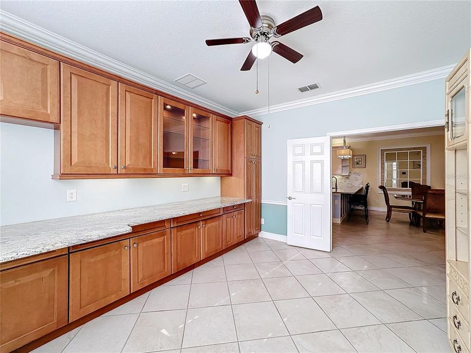 For Sale: $339,500 (3 beds, 2 baths, 1756 Square Feet)