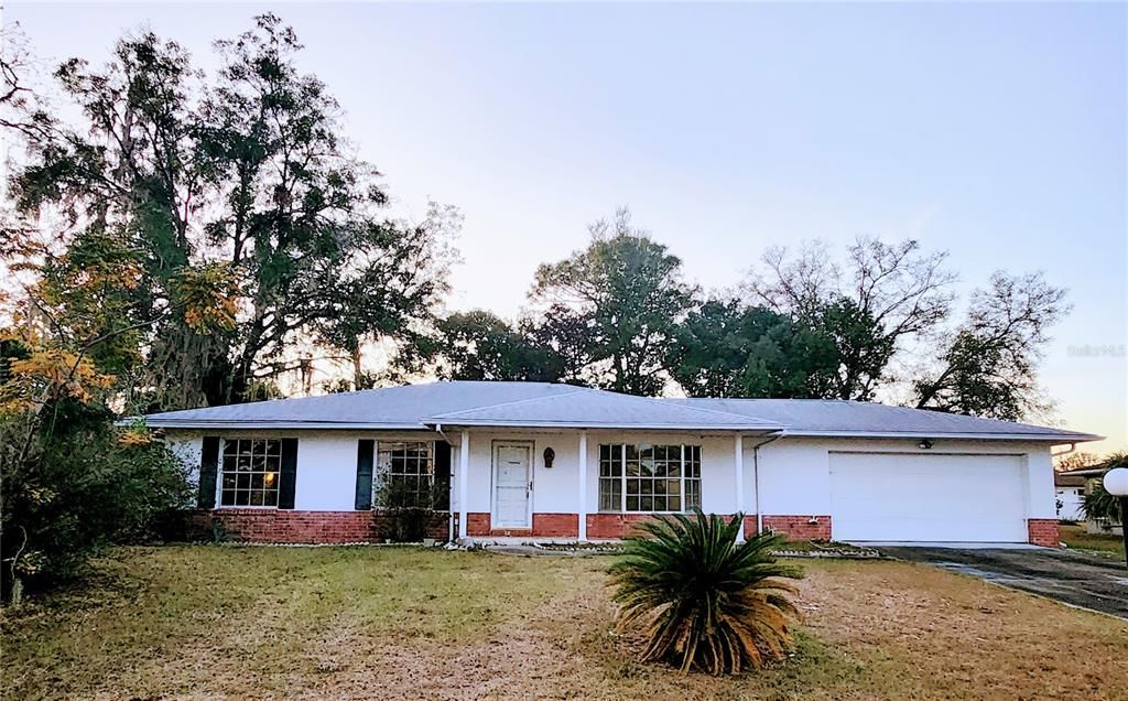 Active With Contract: $209,000 (3 beds, 2 baths, 1622 Square Feet)