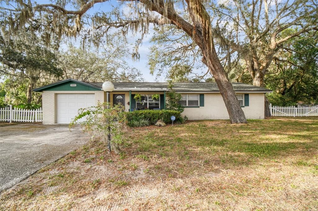 Active With Contract: $300,000 (3 beds, 2 baths, 1534 Square Feet)