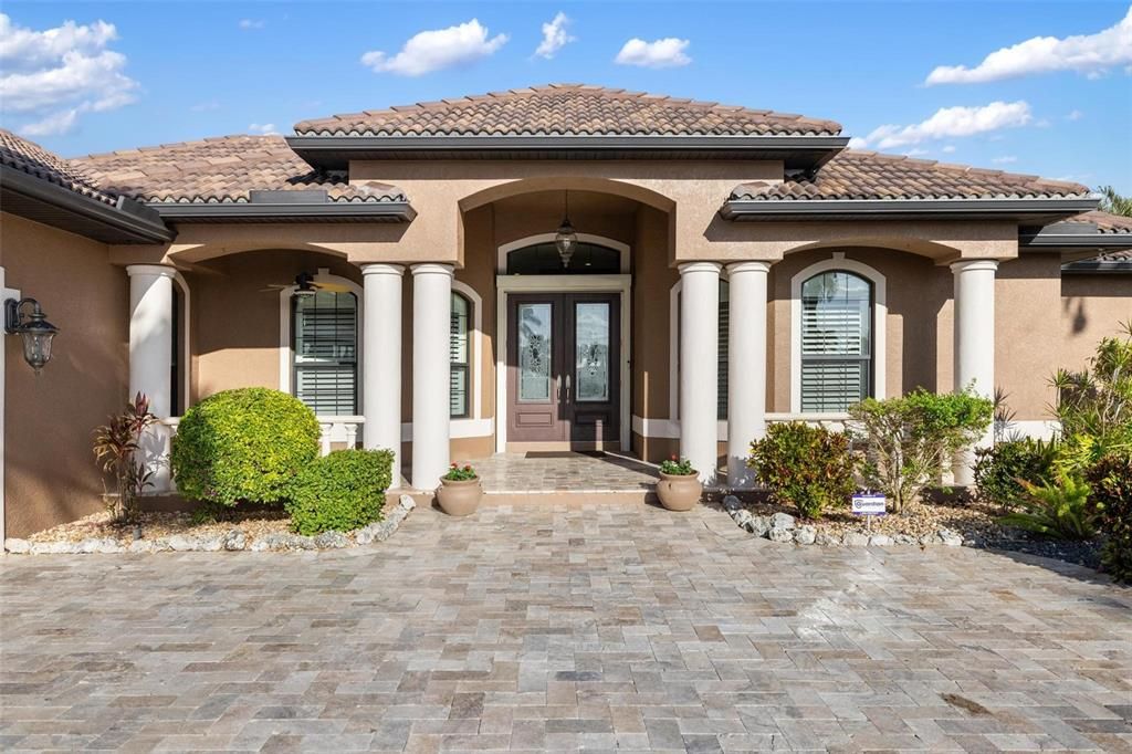 For Sale: $1,690,000 (4 beds, 4 baths, 2948 Square Feet)