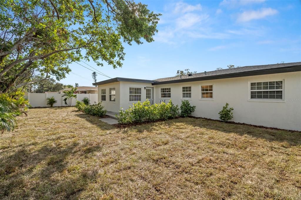 For Sale: $520,000 (3 beds, 2 baths, 1420 Square Feet)