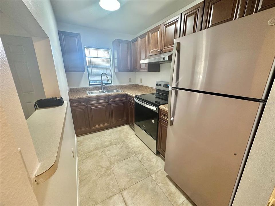 For Rent: $1,195 (1 beds, 1 baths, 15476 Square Feet)