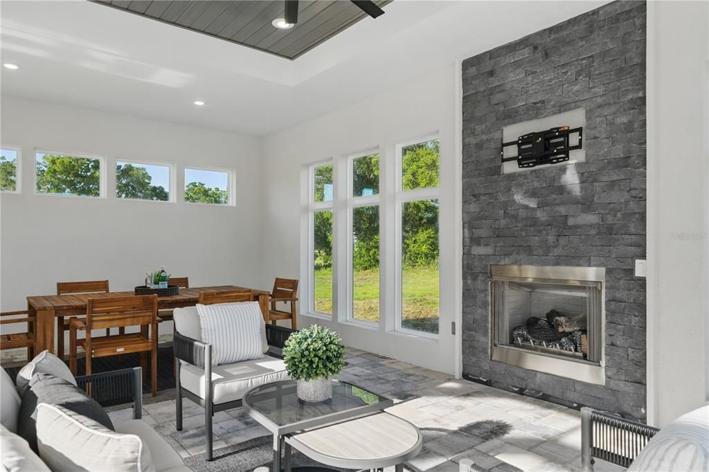 Active With Contract: $1,835,000 (4 beds, 4 baths, 4050 Square Feet)