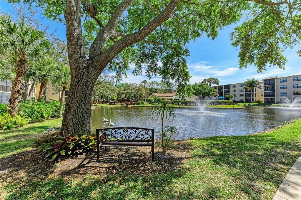 Active With Contract: $225,000 (2 beds, 2 baths, 1001 Square Feet)