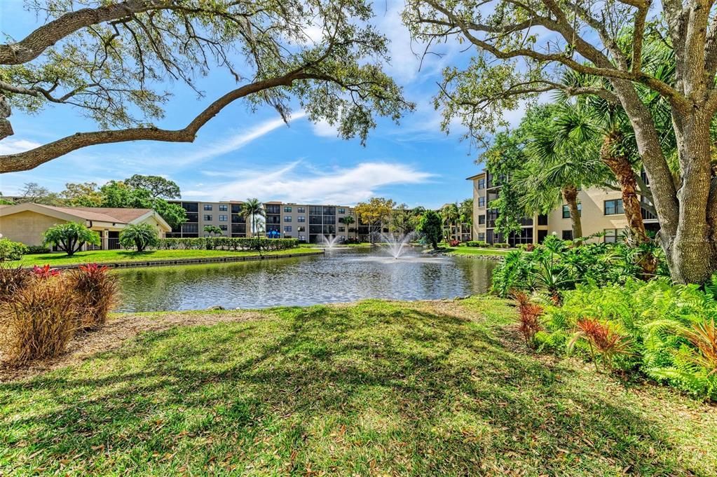 Active With Contract: $225,000 (2 beds, 2 baths, 1001 Square Feet)