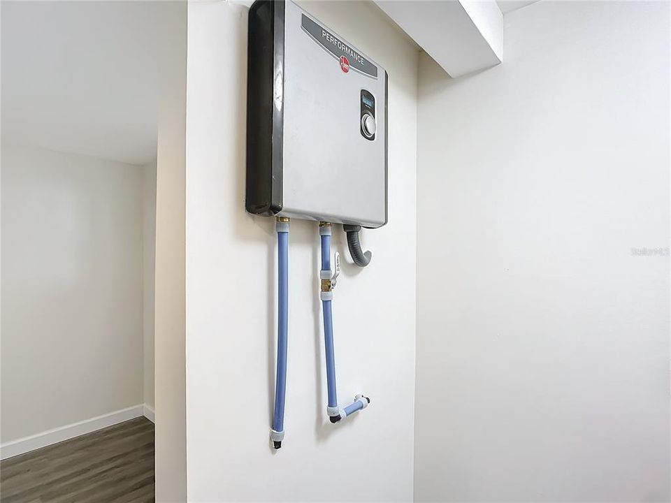 electric tankless water heater