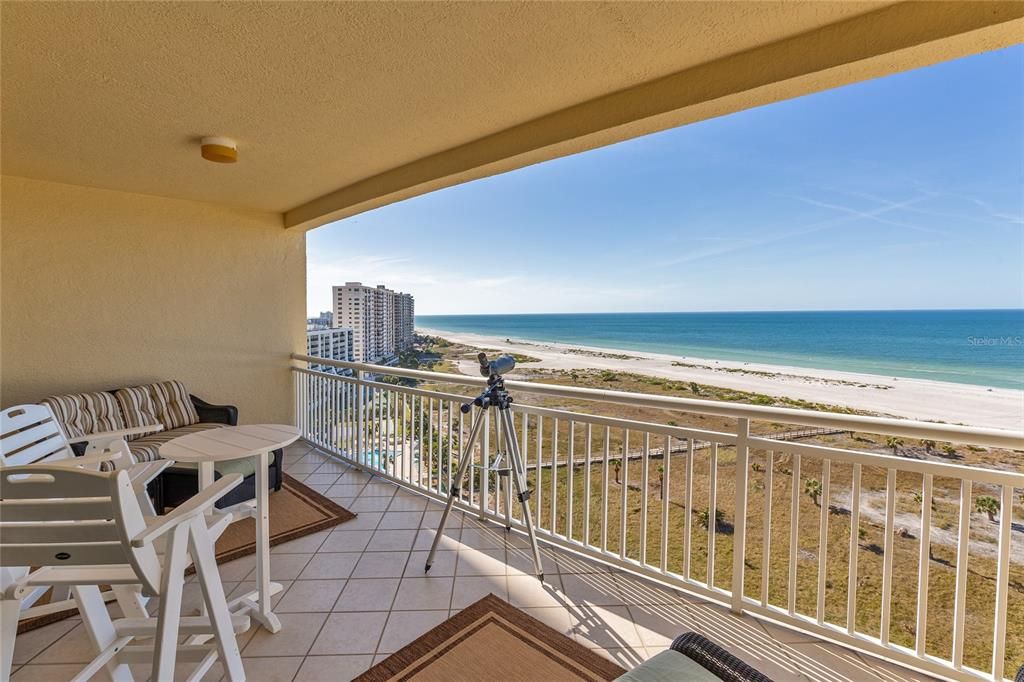 Balcony off of main living room