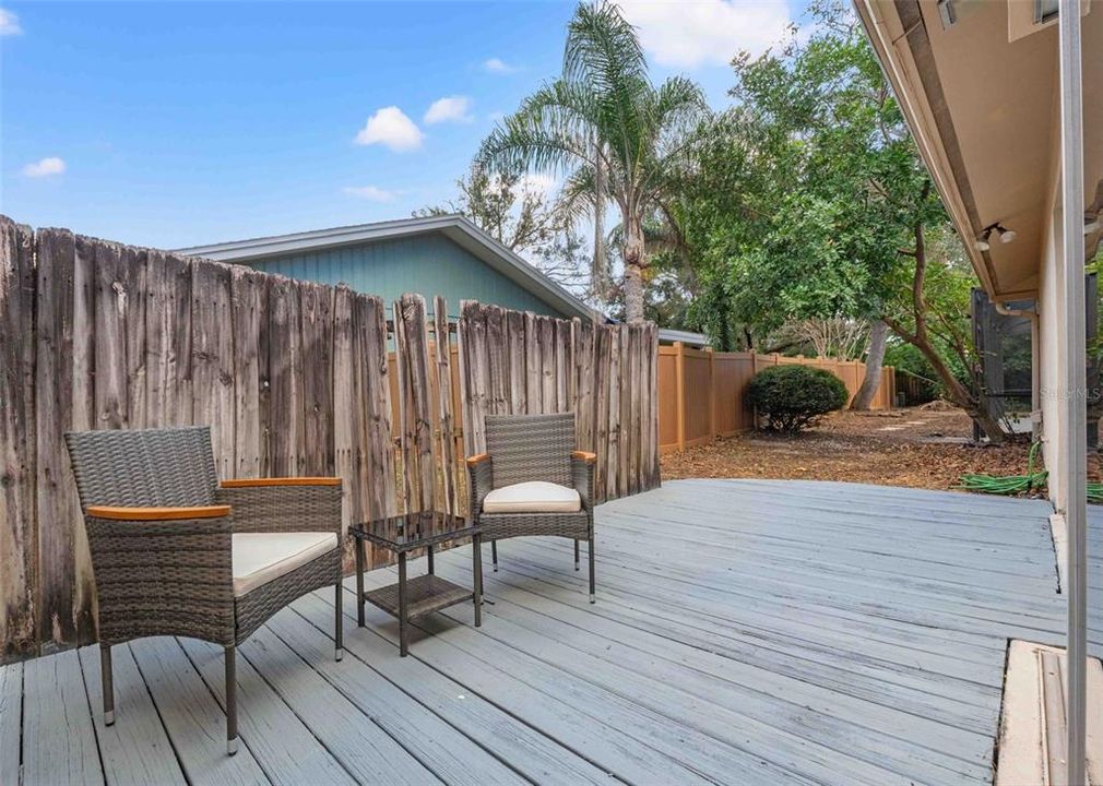 Side patio off master suite