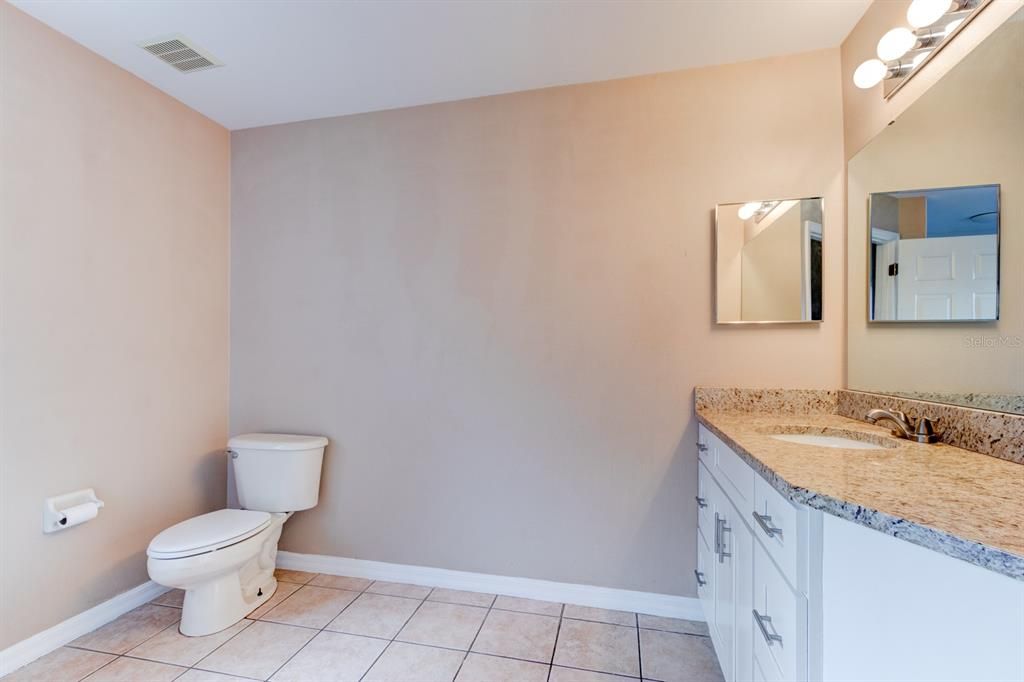 For Sale: $349,900 (3 beds, 2 baths, 1402 Square Feet)