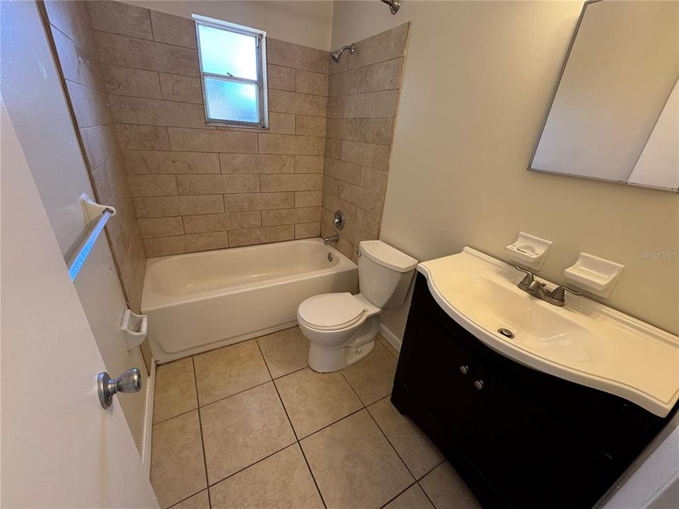 For Sale: $284,900 (3 beds, 1 baths, 1000 Square Feet)